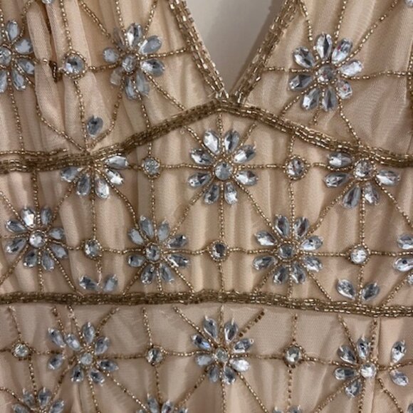 Mac Duggal Gown NWT Size 4P - Picture 9 of 9